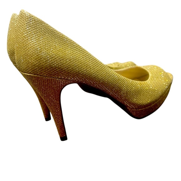 FERGALICIOUS By Fergie Golden Heels Glitter Shoes size 9 Sparkly Heels - Picture 4 of 5